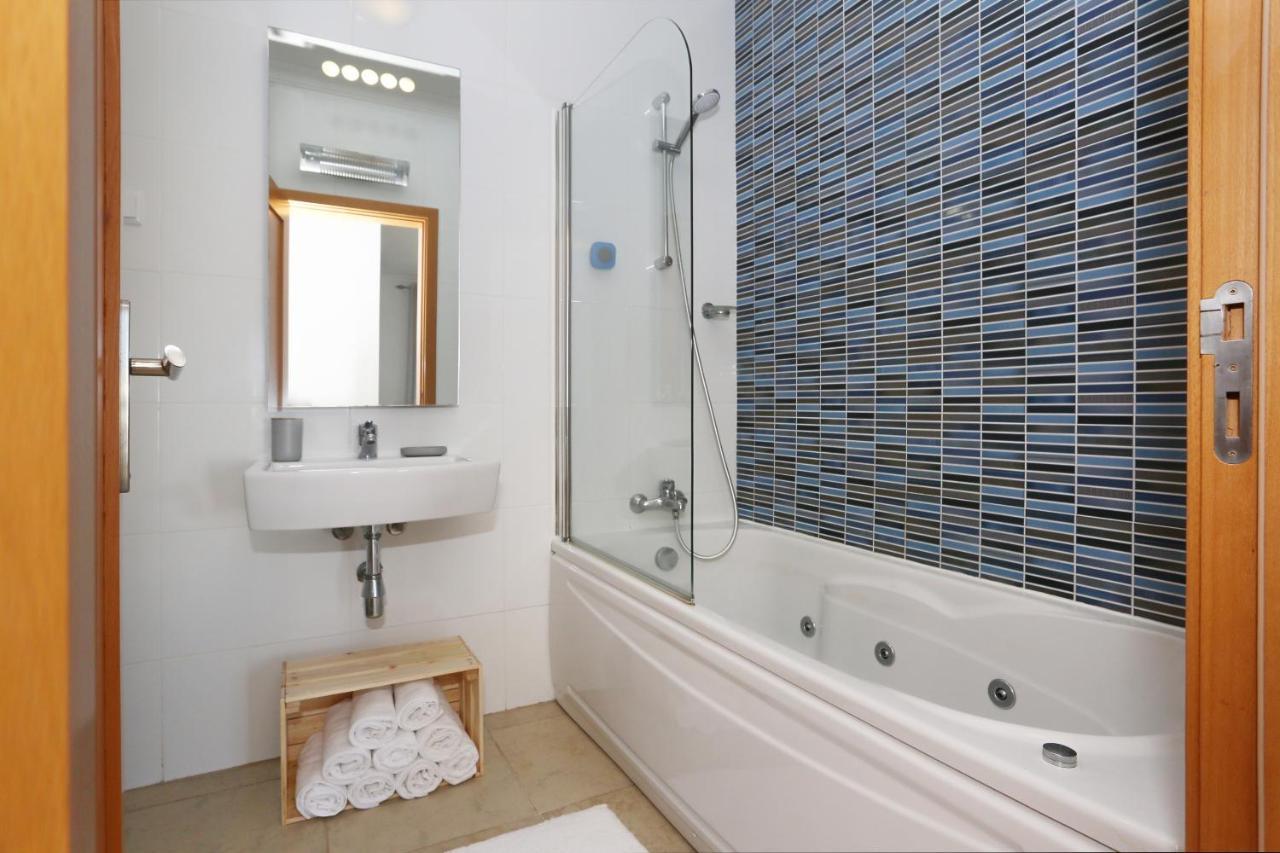 3 Bedroom Apartment With Indoor Pool Central Lagos Exterior foto