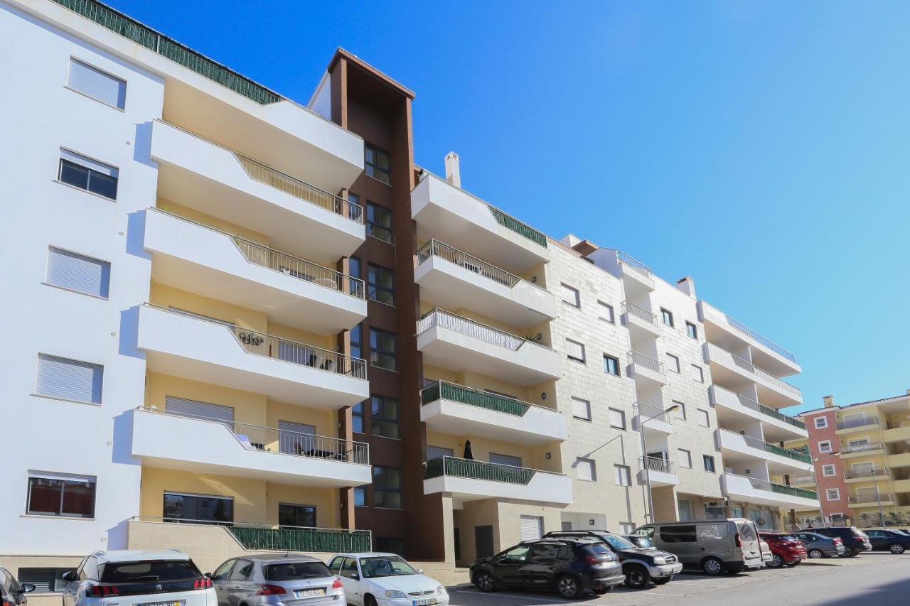 3 Bedroom Apartment With Indoor Pool Central Lagos Exterior foto