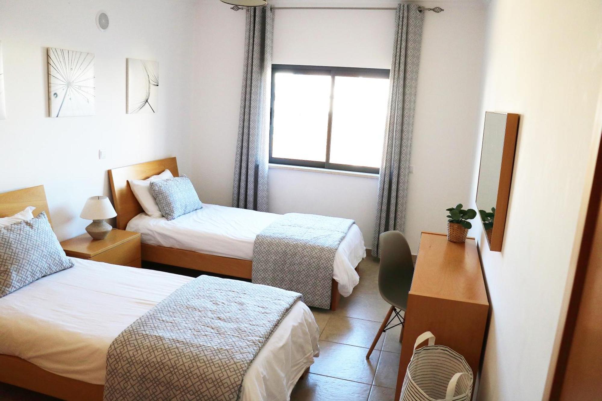3 Bedroom Apartment With Indoor Pool Central Lagos Exterior foto